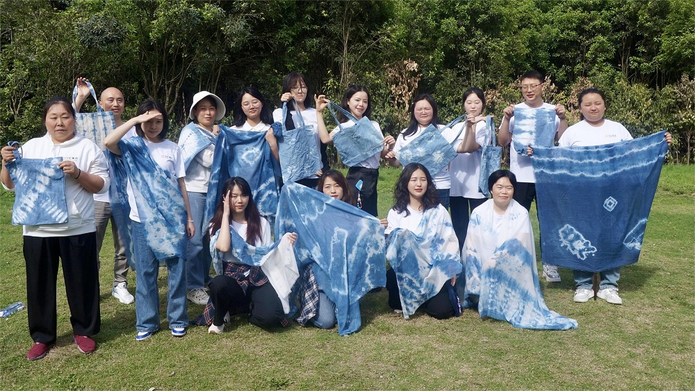 扎染合影